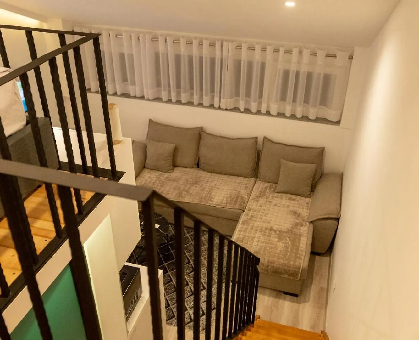 Hotel Cozy Loft-Blloku Downtown Tirana 0*,